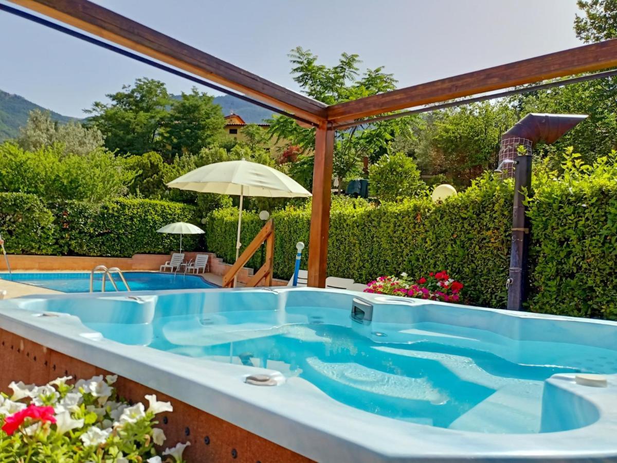 Viole Country Hotel Assisi Esterno foto