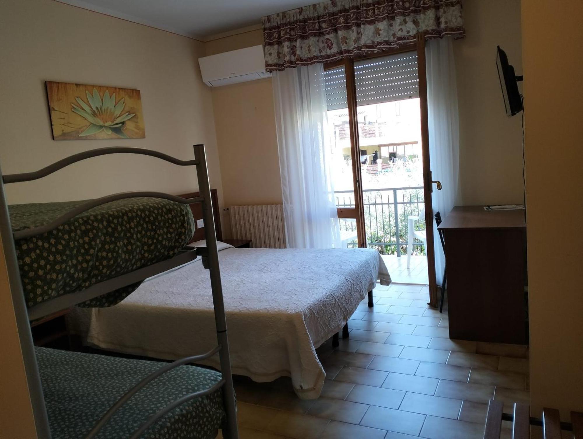 Viole Country Hotel Assisi Esterno foto
